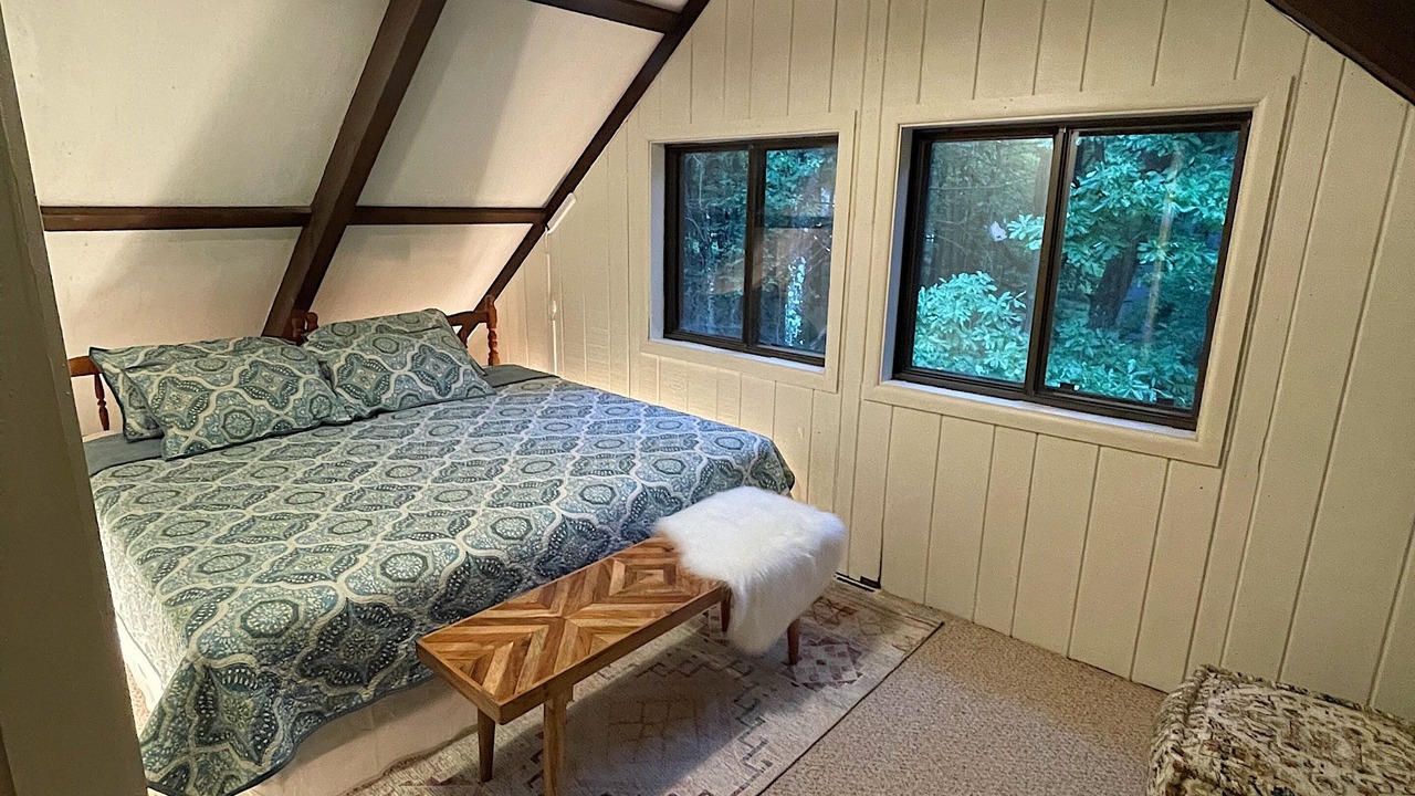 Photo of Bedroom in Briar Crest Woods