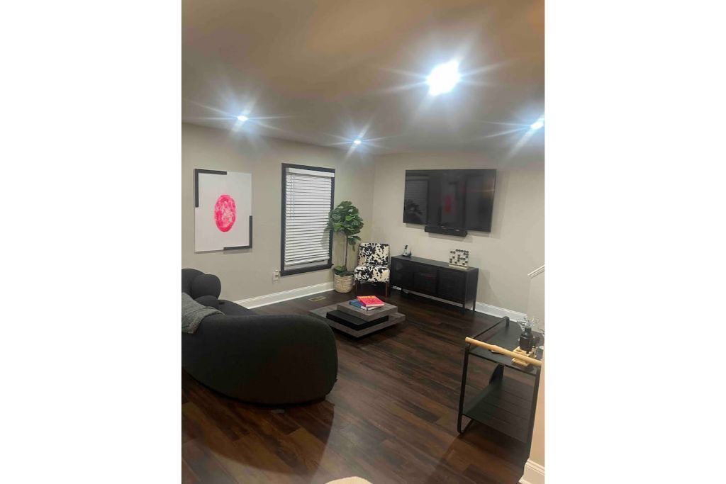 Photo of Livingroom in Fairlawn