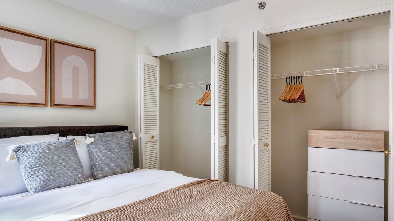 Photo of Bedroom in Penn Quarter