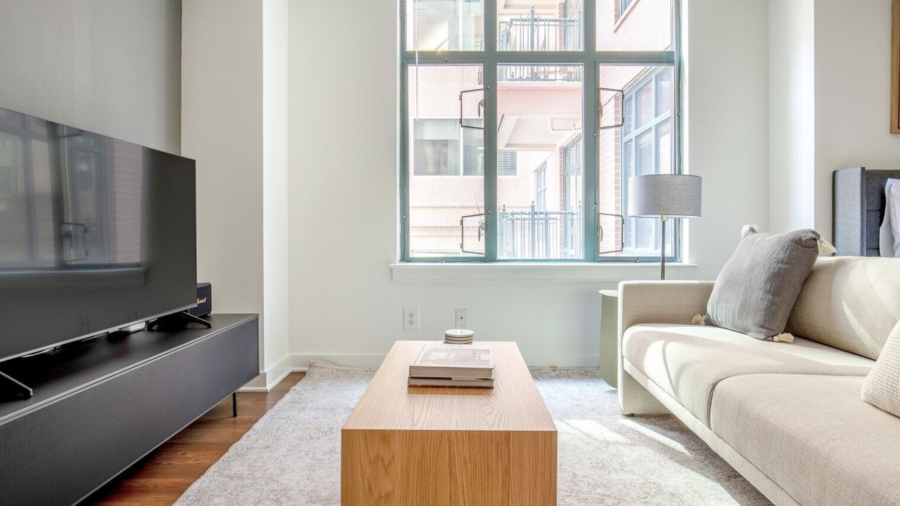 Photo of Livingroom in Penn Quarter