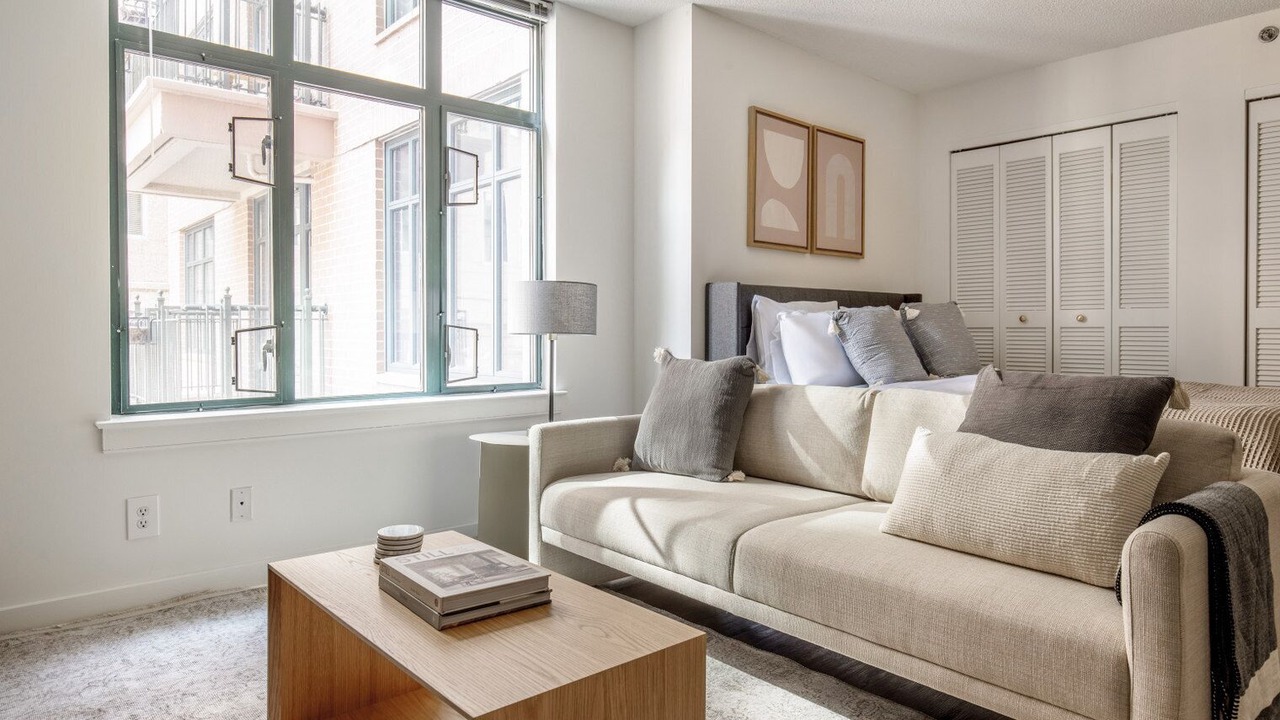 Photo of Livingroom in Penn Quarter