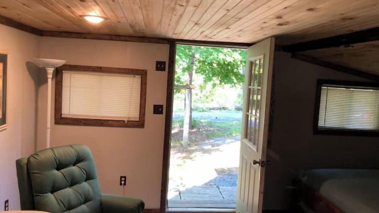 Photo of Bedroom in Manns Choice