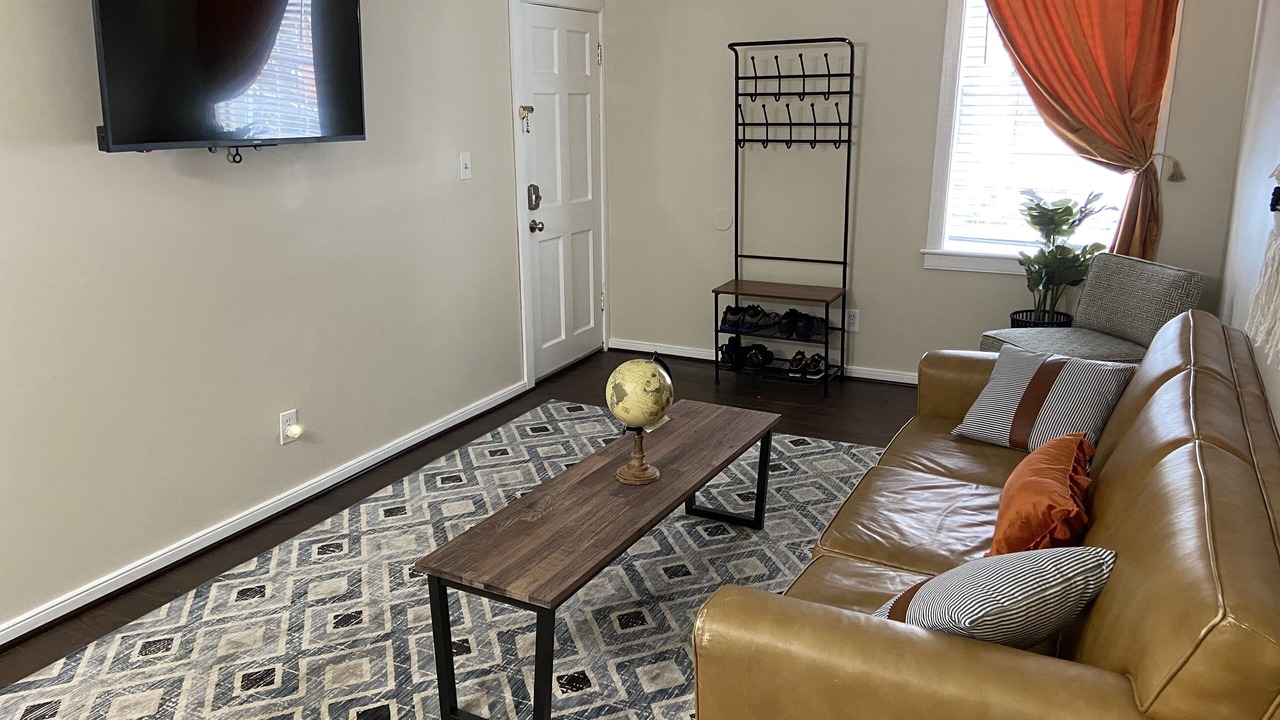 Photo of Livingroom in Downtown Baltimore