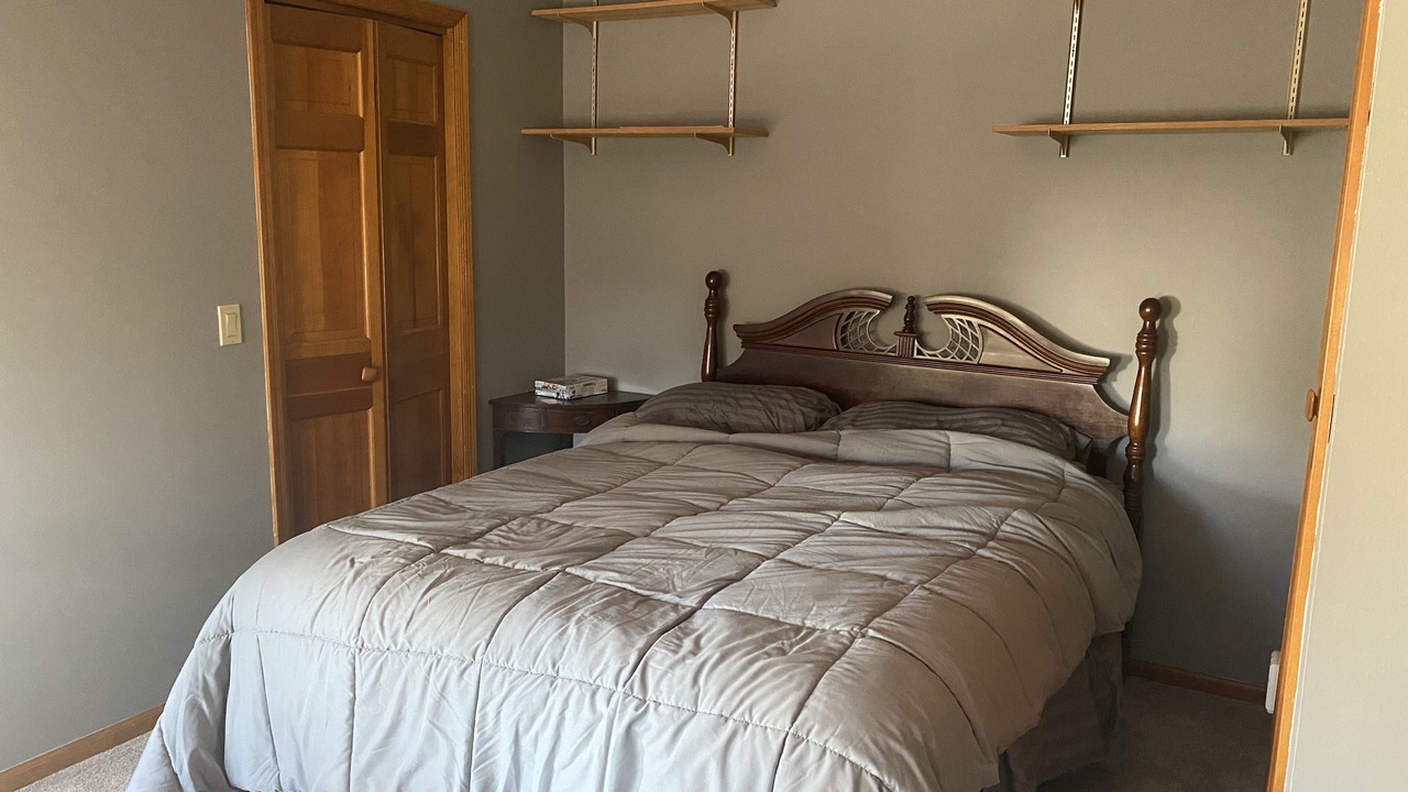 Photo of Bedroom in Brick