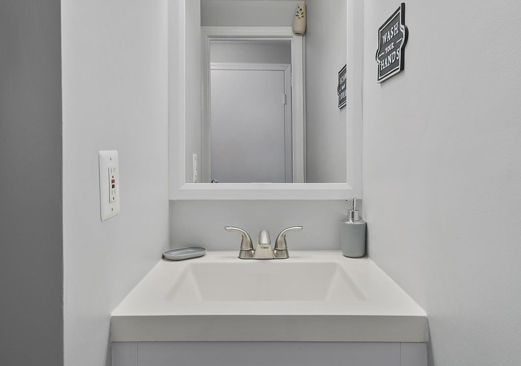 Photo of Bedroom in Potomac Falls