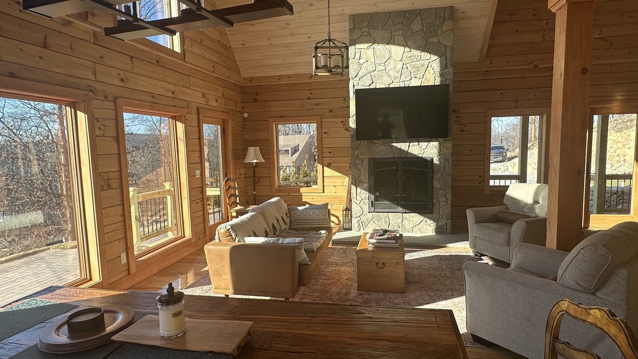 Photo of Livingroom in Vernon