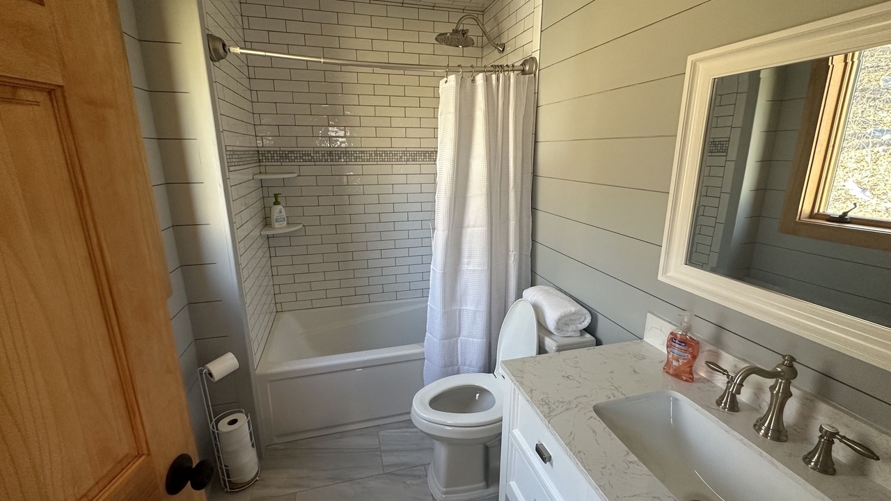 Photo of Bedroom in Vernon