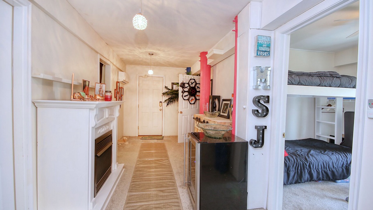 Photo of Bedroom in Seaside Heights