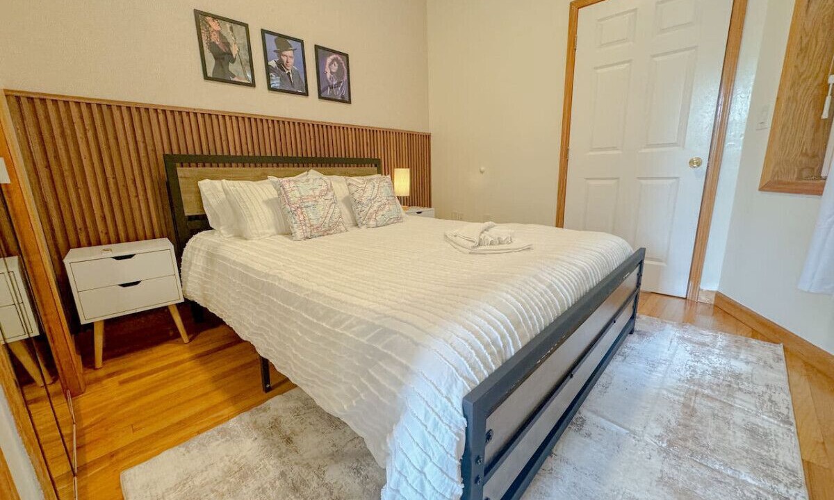 Photo of Bedroom in North Ironbound