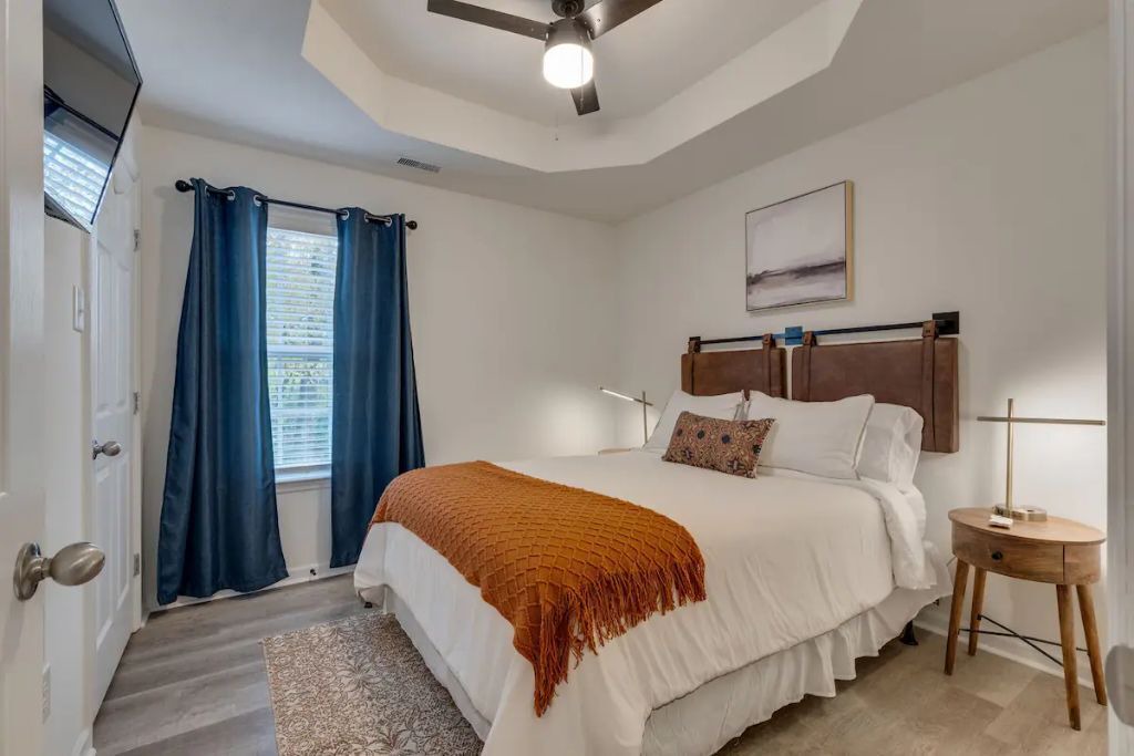 Photo of Bedroom in Lewisburg