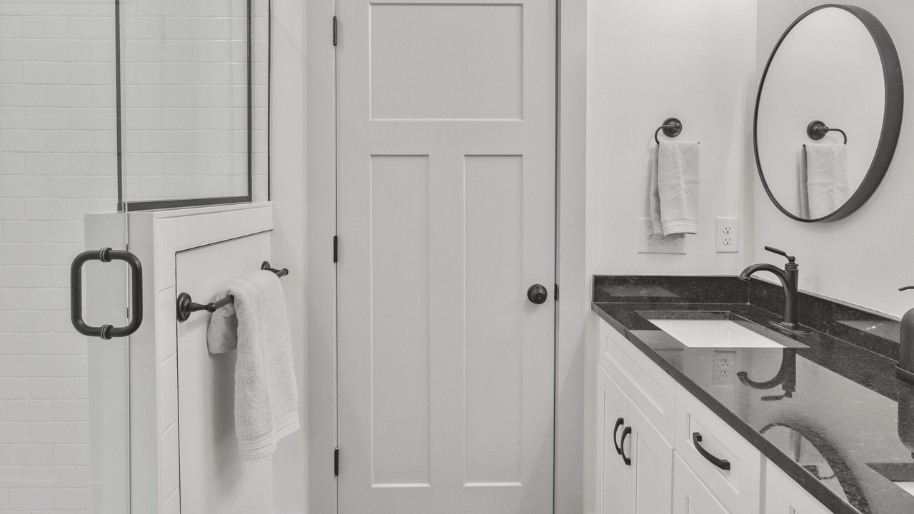 Photo of Bathroom in Rossville