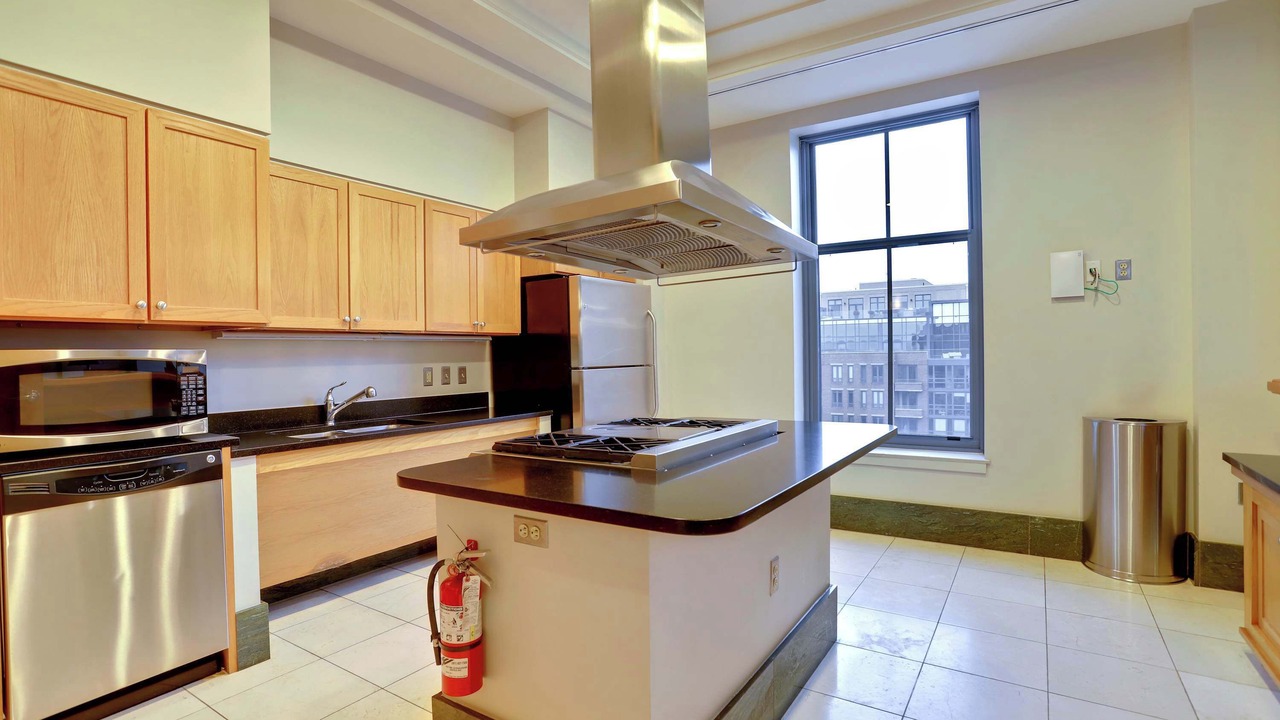 Photo of Kitchen in Aurora Highlands