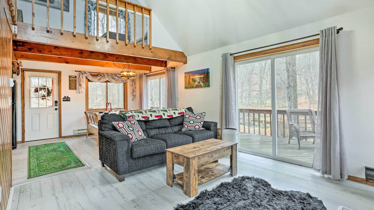 Photo of Livingroom in Bushkill