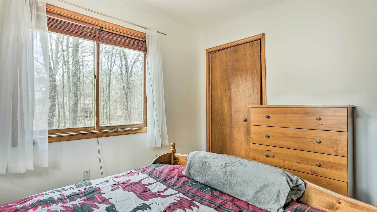 Photo of Bedroom in Bushkill