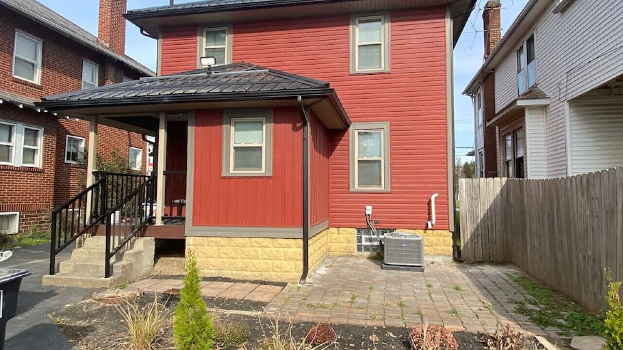 Photo of Outdoor in Lancaster
