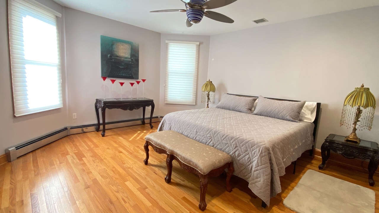 Photo of Bedroom in Forest Hill