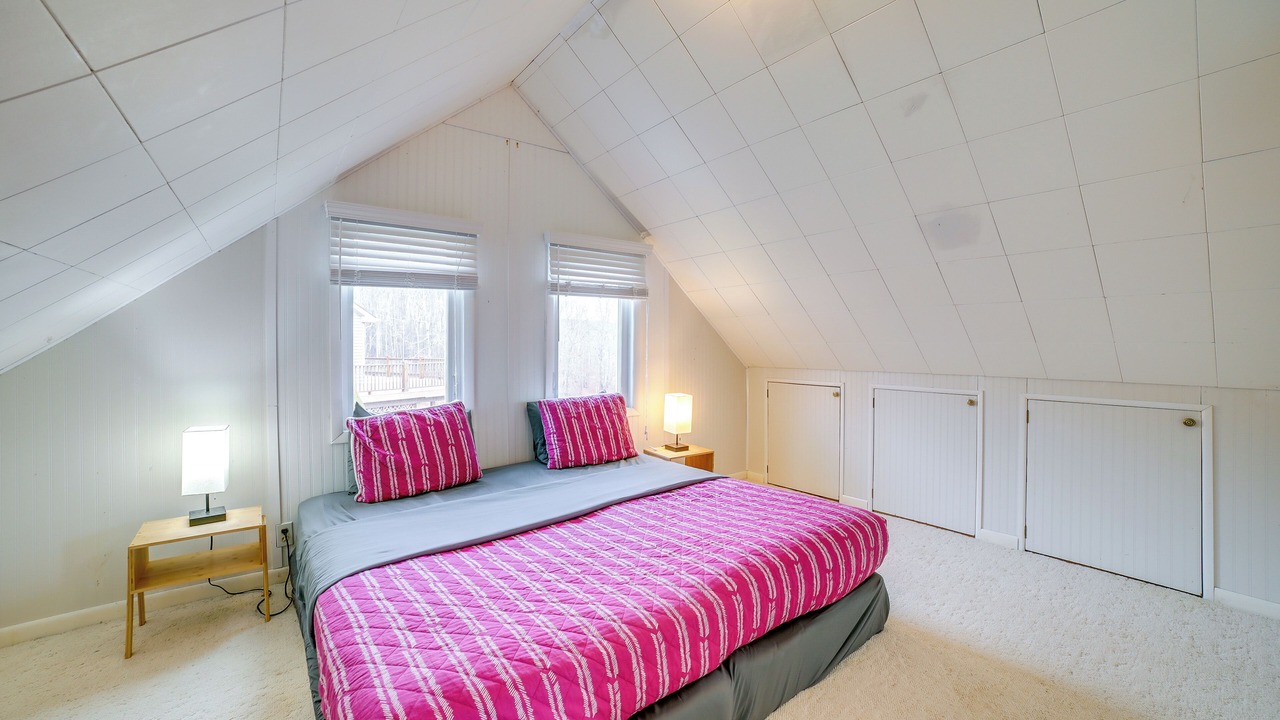 Photo of Bedroom in Alpine Lake