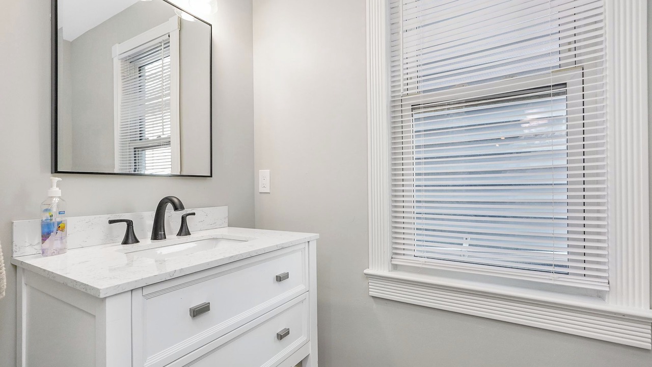 Photo of Bathroom in Ocean Grove