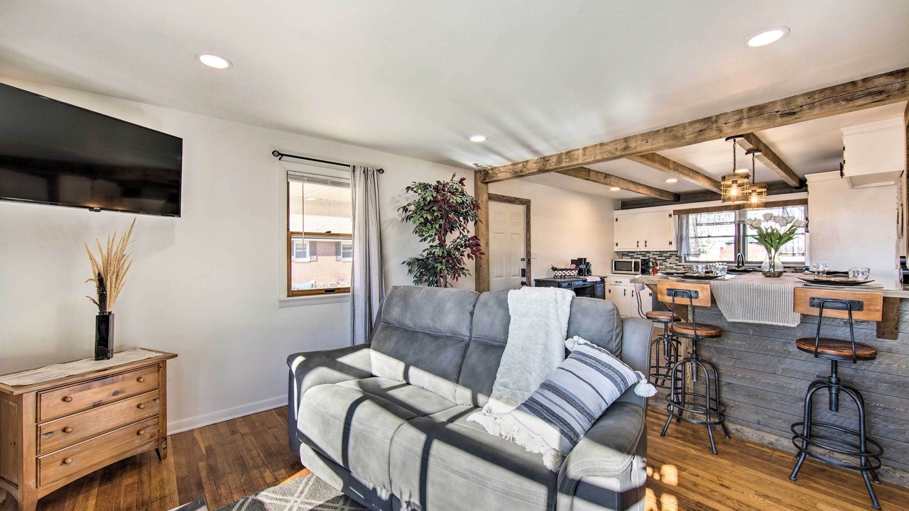 Photo of Livingroom in Maytown