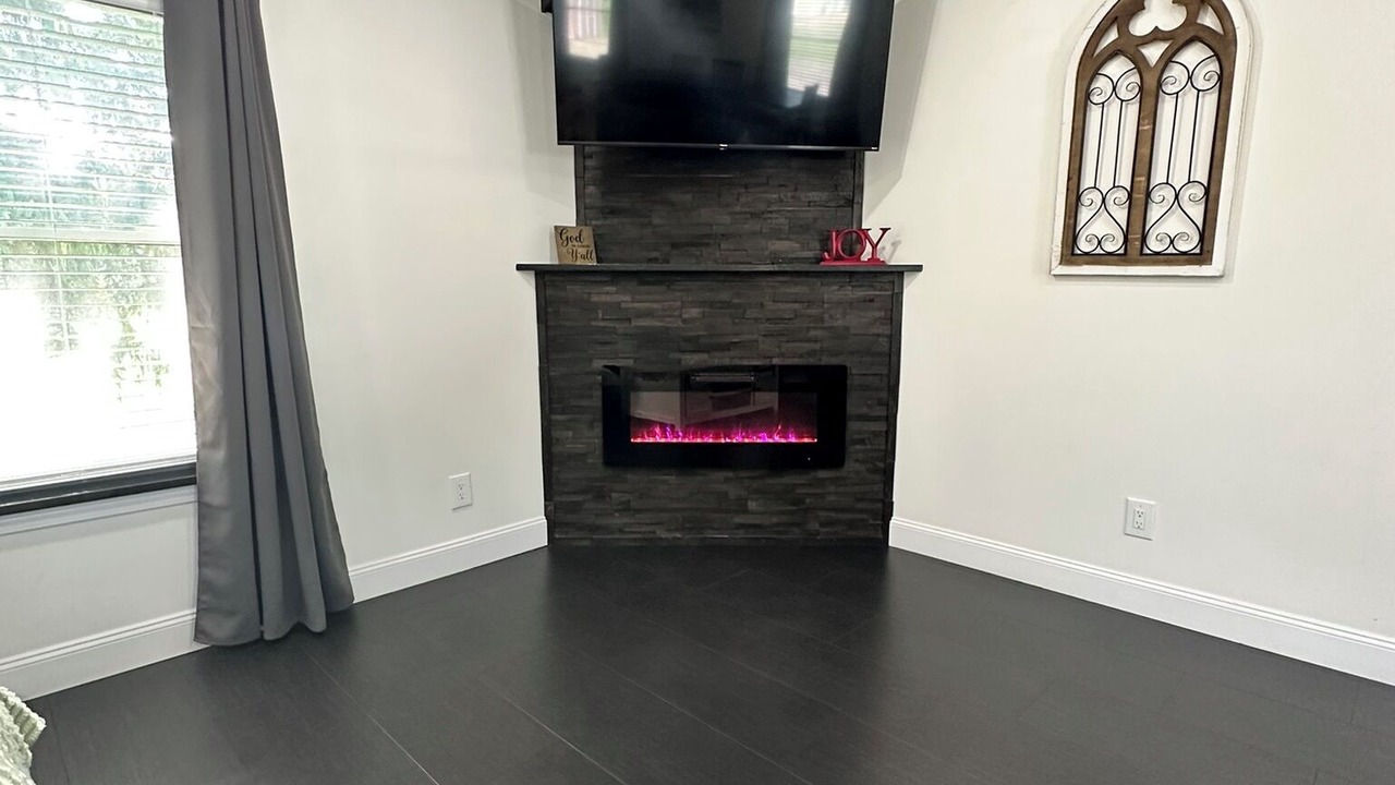 Photo of Livingroom in Ashtabula