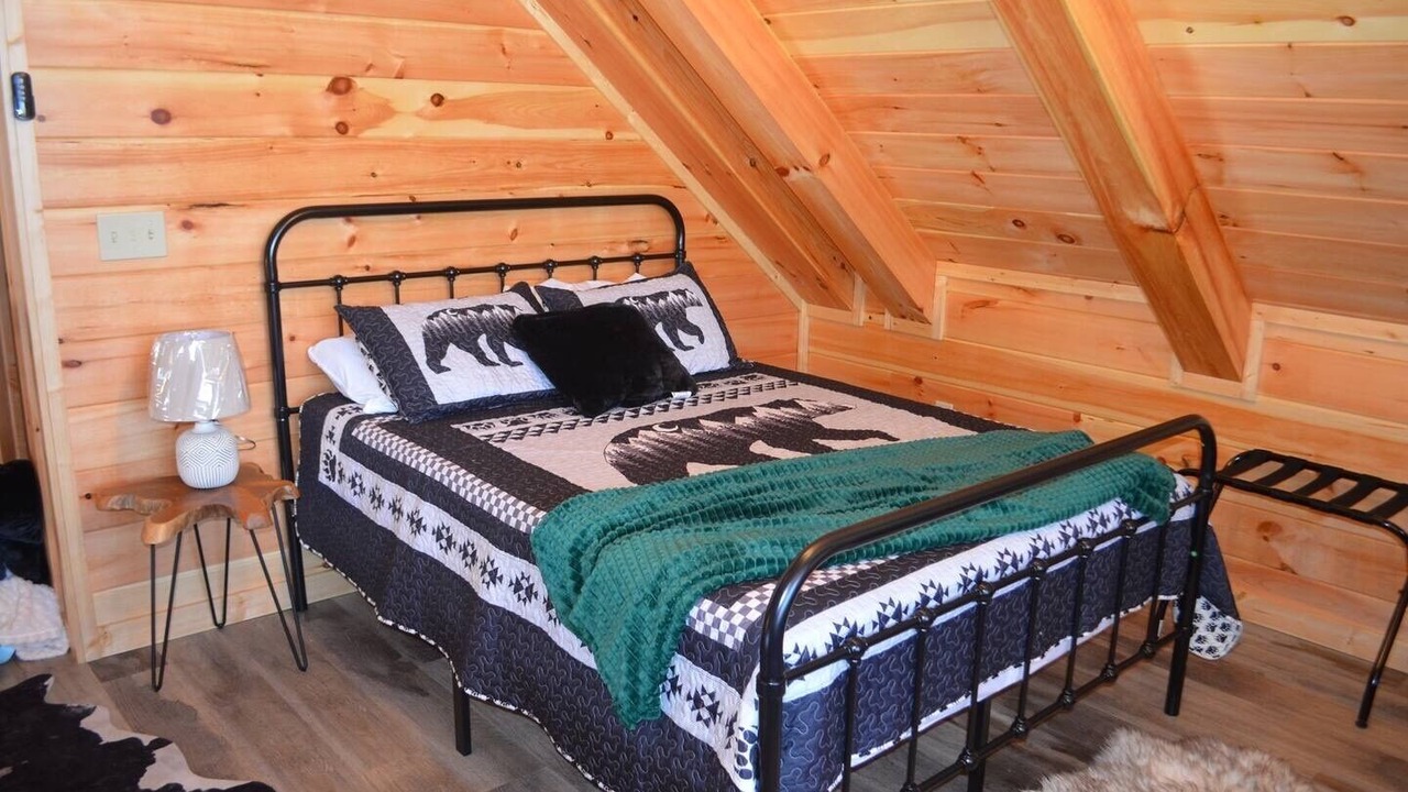 Photo of Bedroom in Carbon Hill