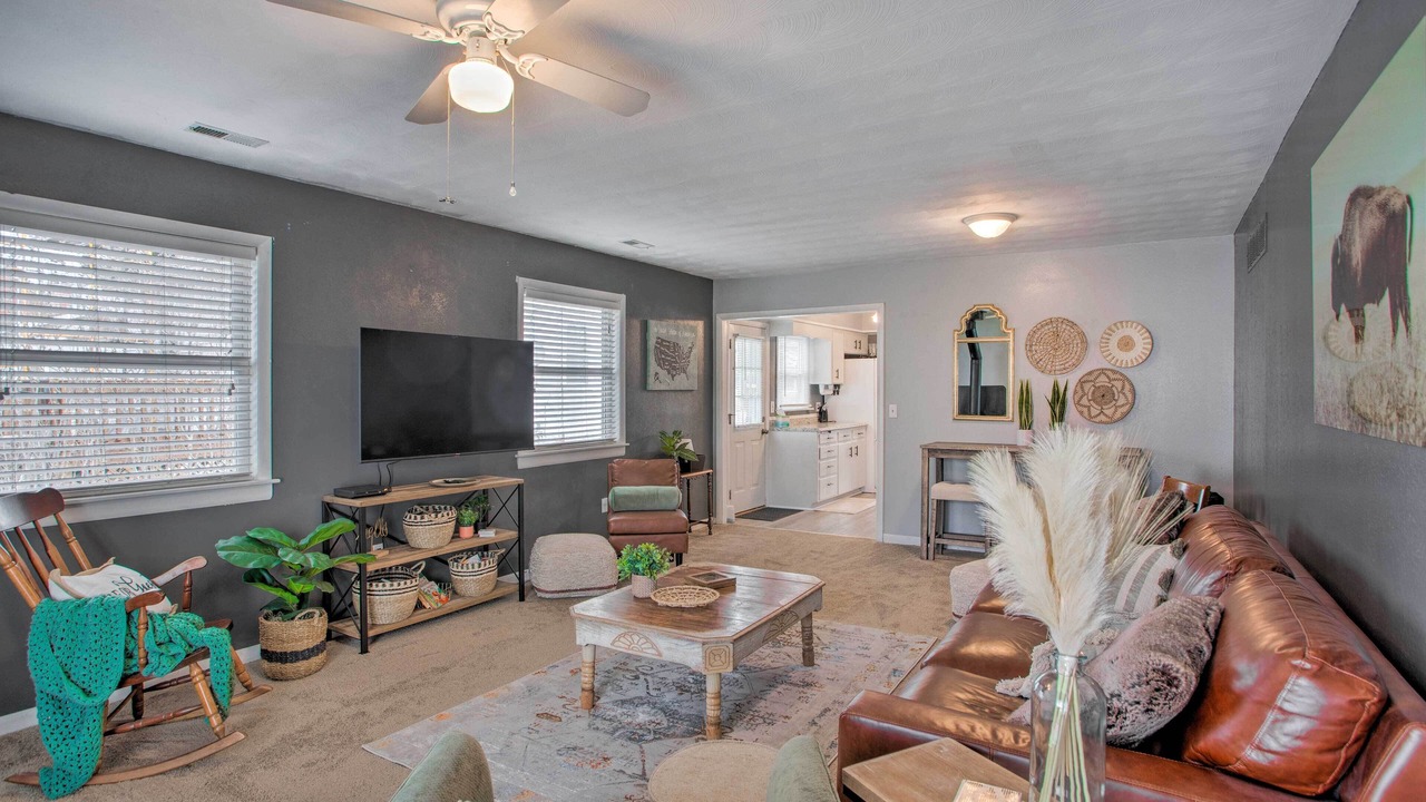 Photo of Livingroom in Bedford
