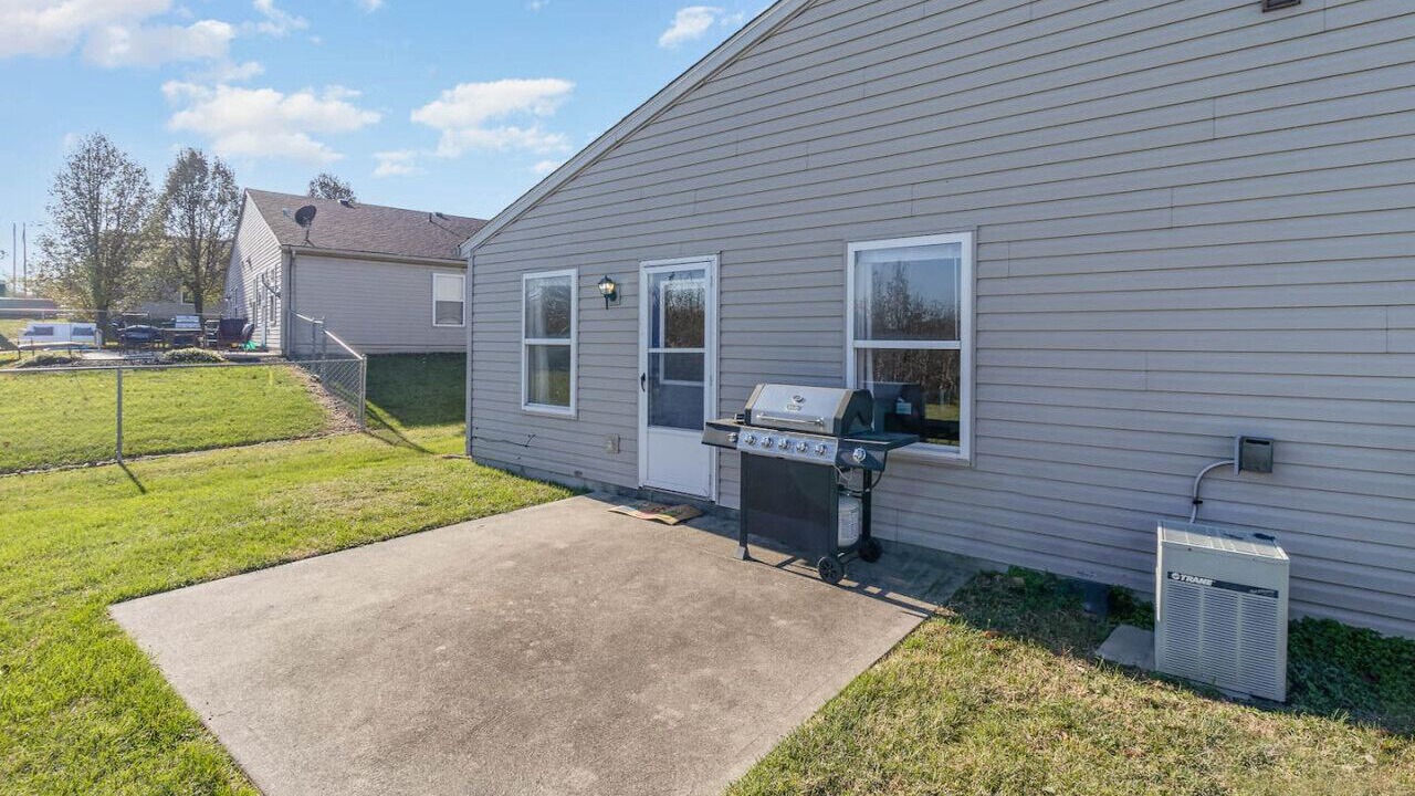 Photo of Patio Balcony in Monroe