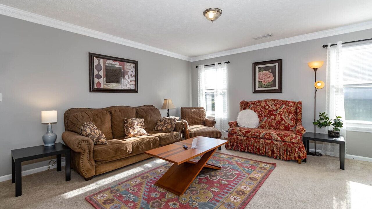 Photo of Livingroom in Monroe