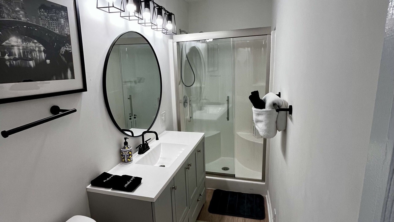Photo of Bathroom in Downtown Columbus