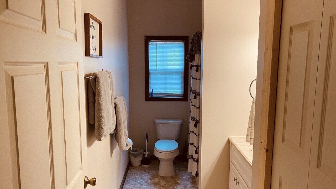 Photo of Bathroom in Pipestem