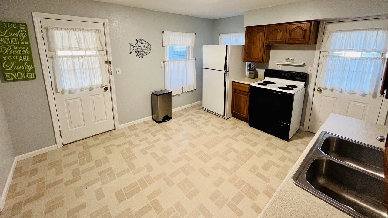 Photo of Kitchen in Port Clinton
