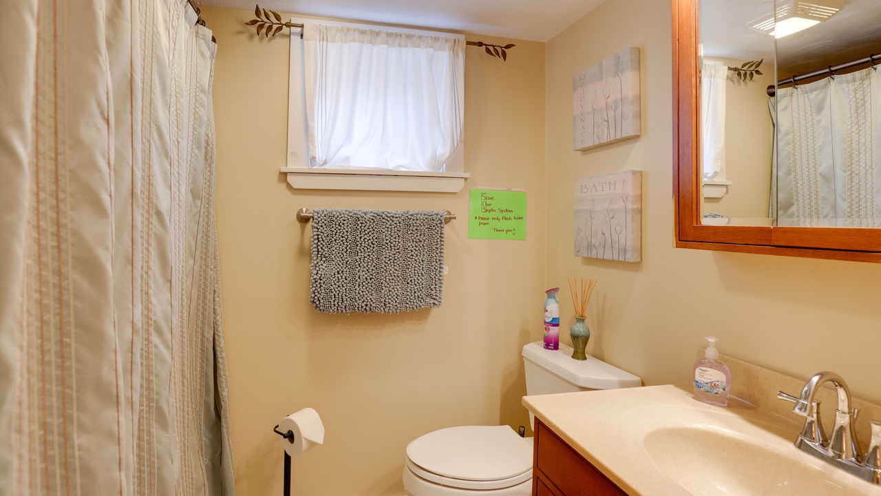 Photo of Bathroom in Himrod