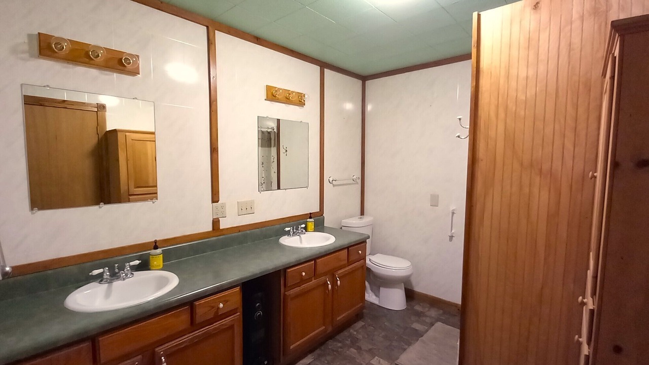 Photo of Bathroom in Cranberry