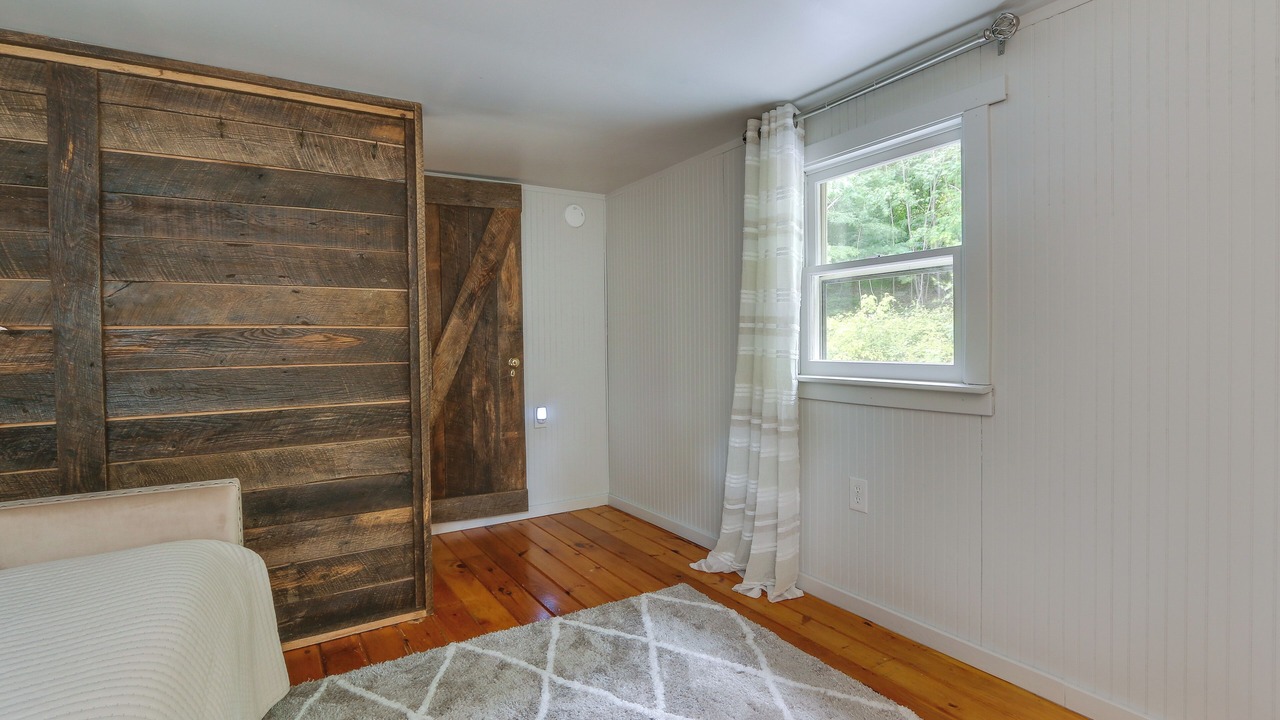 Photo of Bedroom in New Germantown