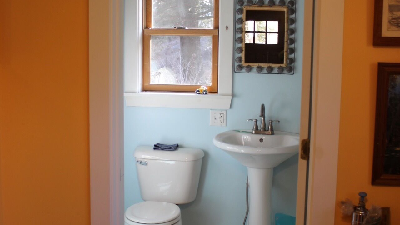Photo of Bathroom in Widnoon
