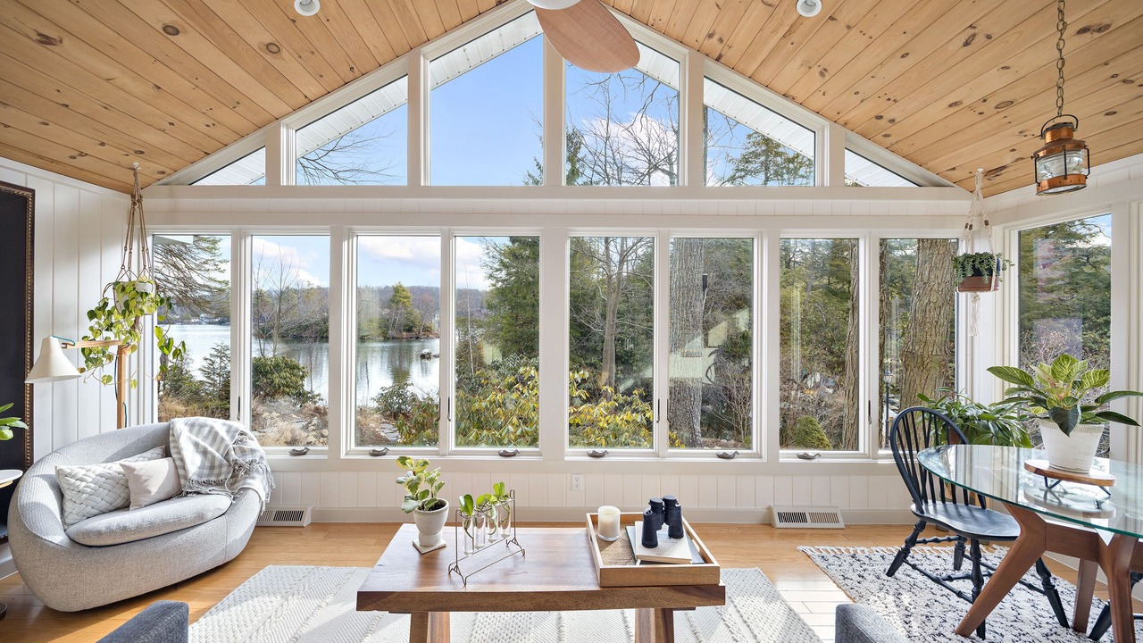 Photo of Livingroom in Highland Lakes