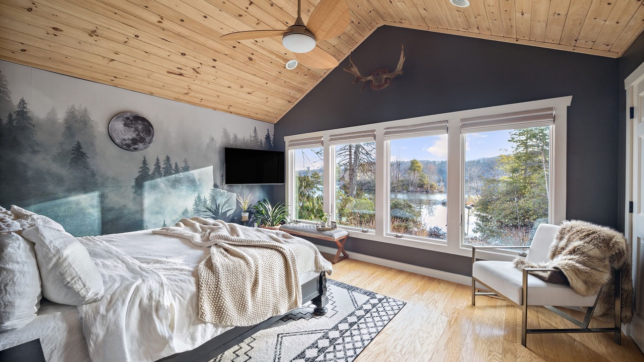Photo of Bedroom in Highland Lakes