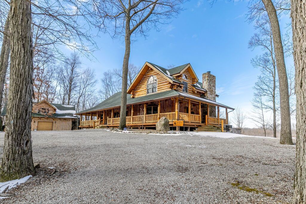 Photo of Outdoor in Frontier