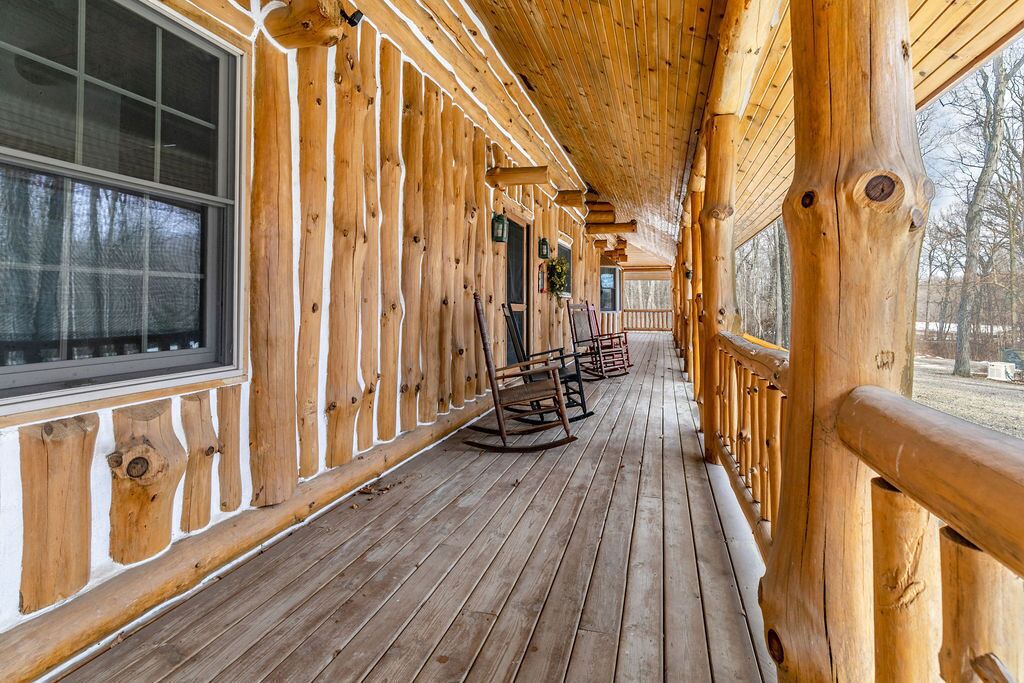 Photo of Patio Balcony in Frontier