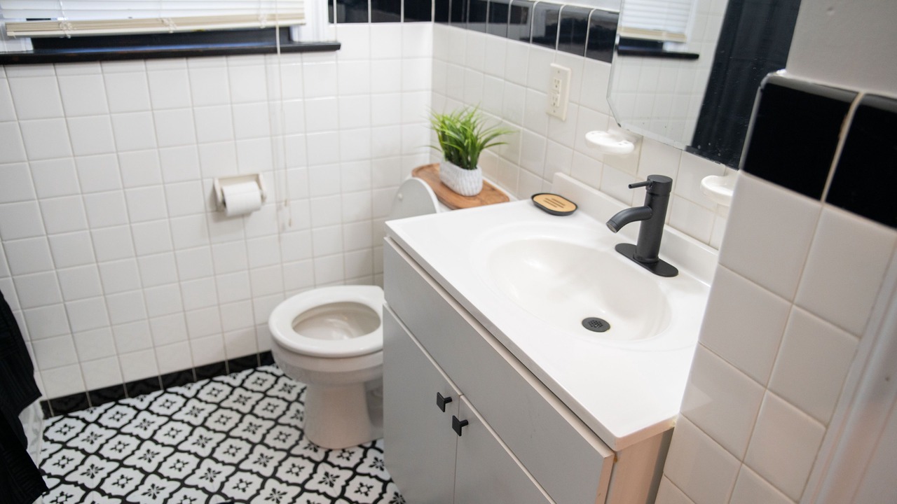 Photo of Bathroom in Youngstown