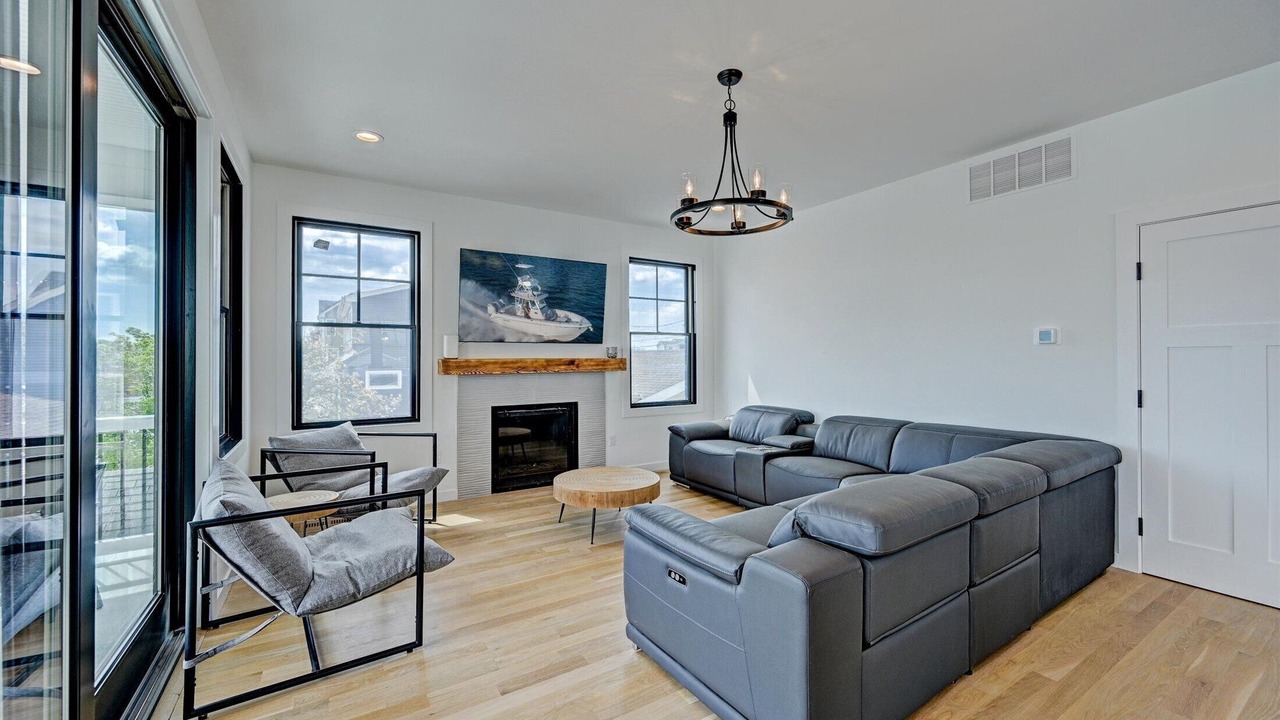 Photo of Livingroom in Beach Haven West