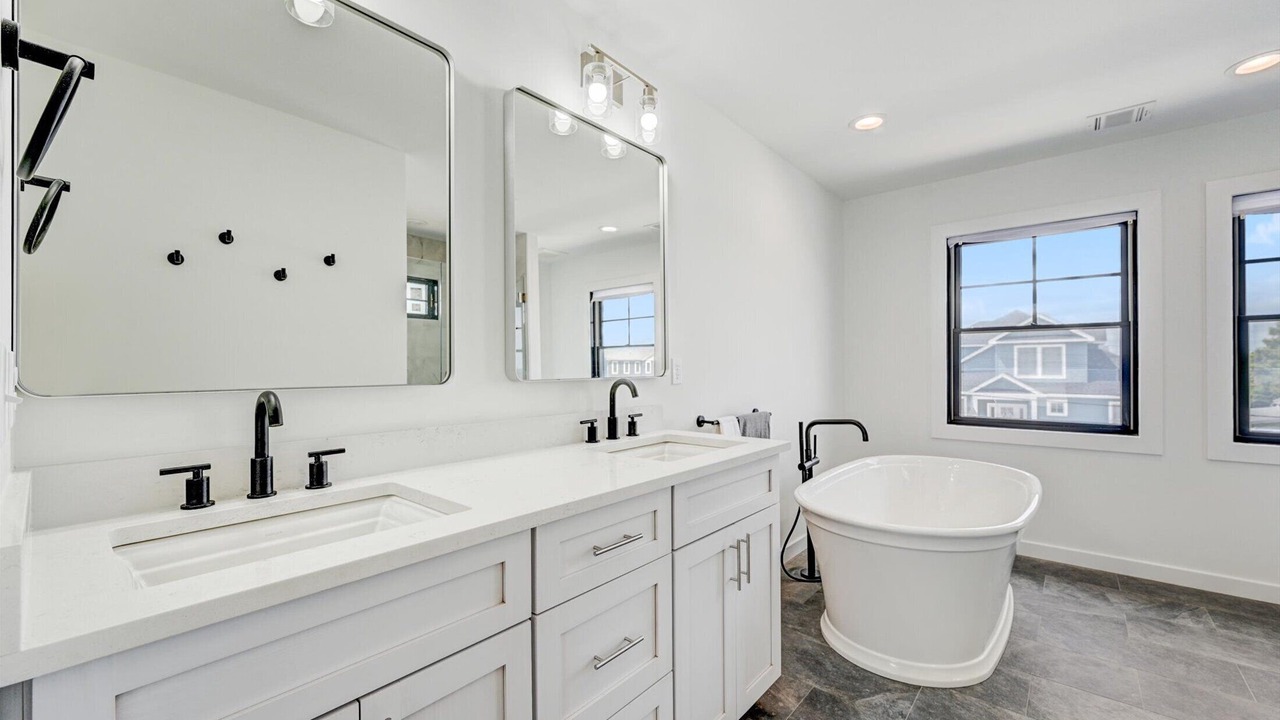 Photo of Bathroom in Beach Haven West