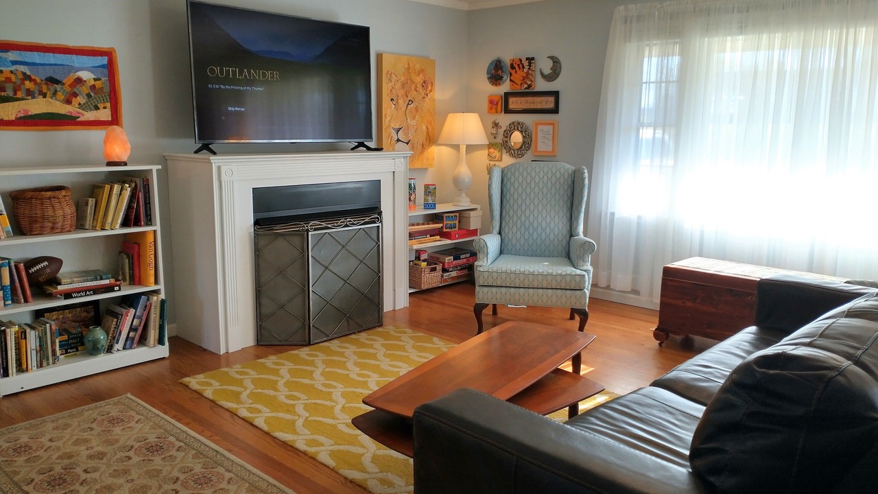 Photo of Livingroom in Bedford