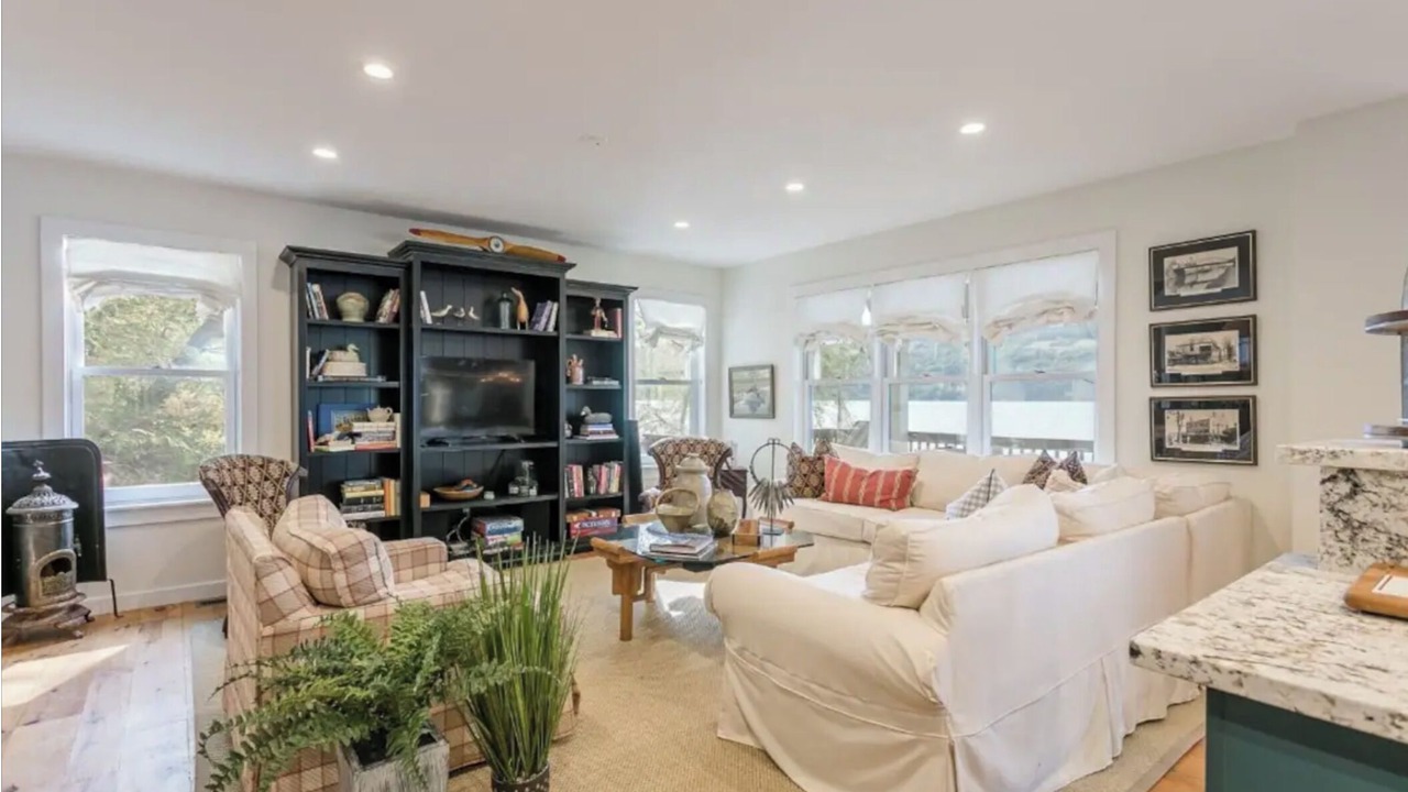 Photo of Livingroom in Middlesex