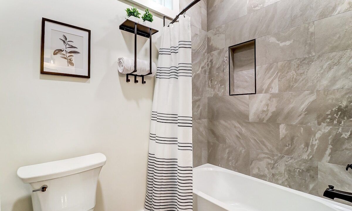 Photo of Bathroom in Logan