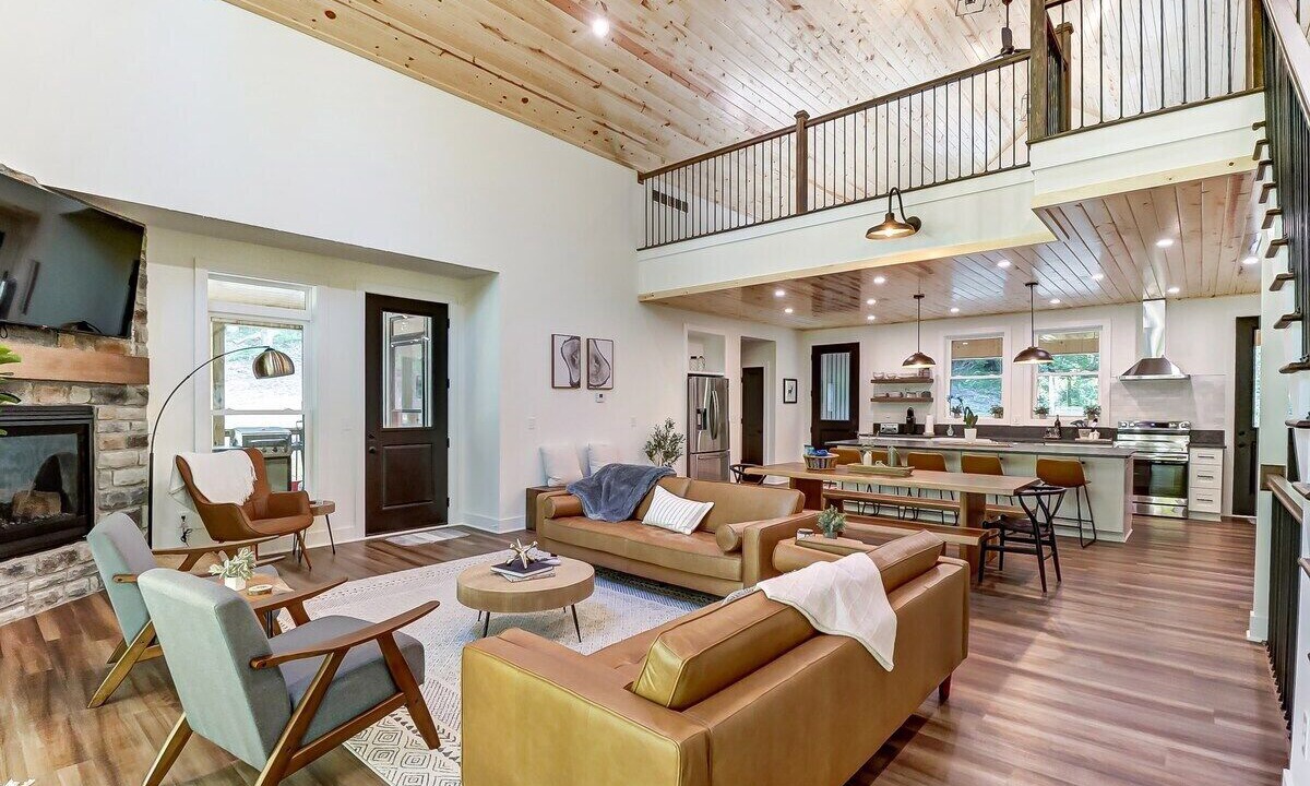 Photo of Livingroom in Logan