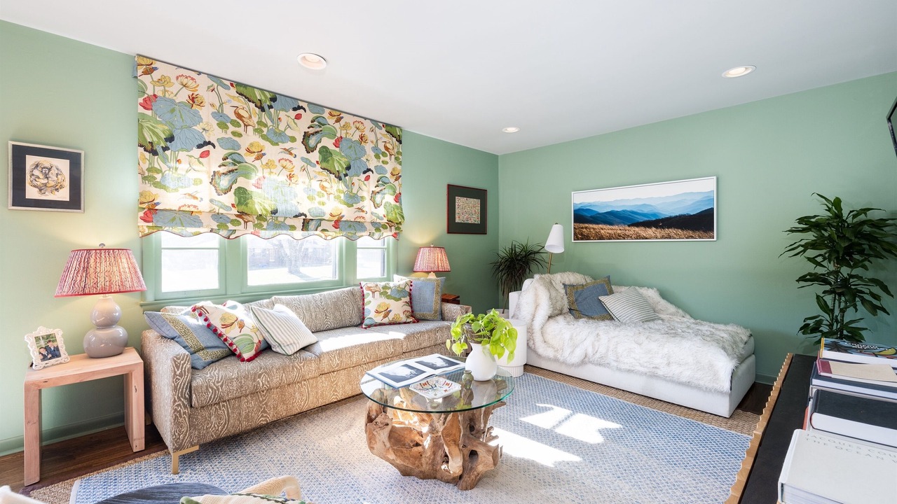 Photo of Livingroom in Inglewood