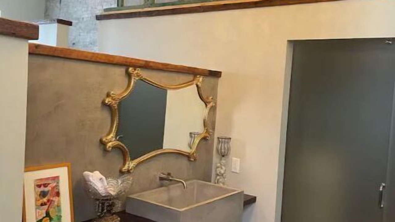 Photo of Bathroom in Allegheny-West