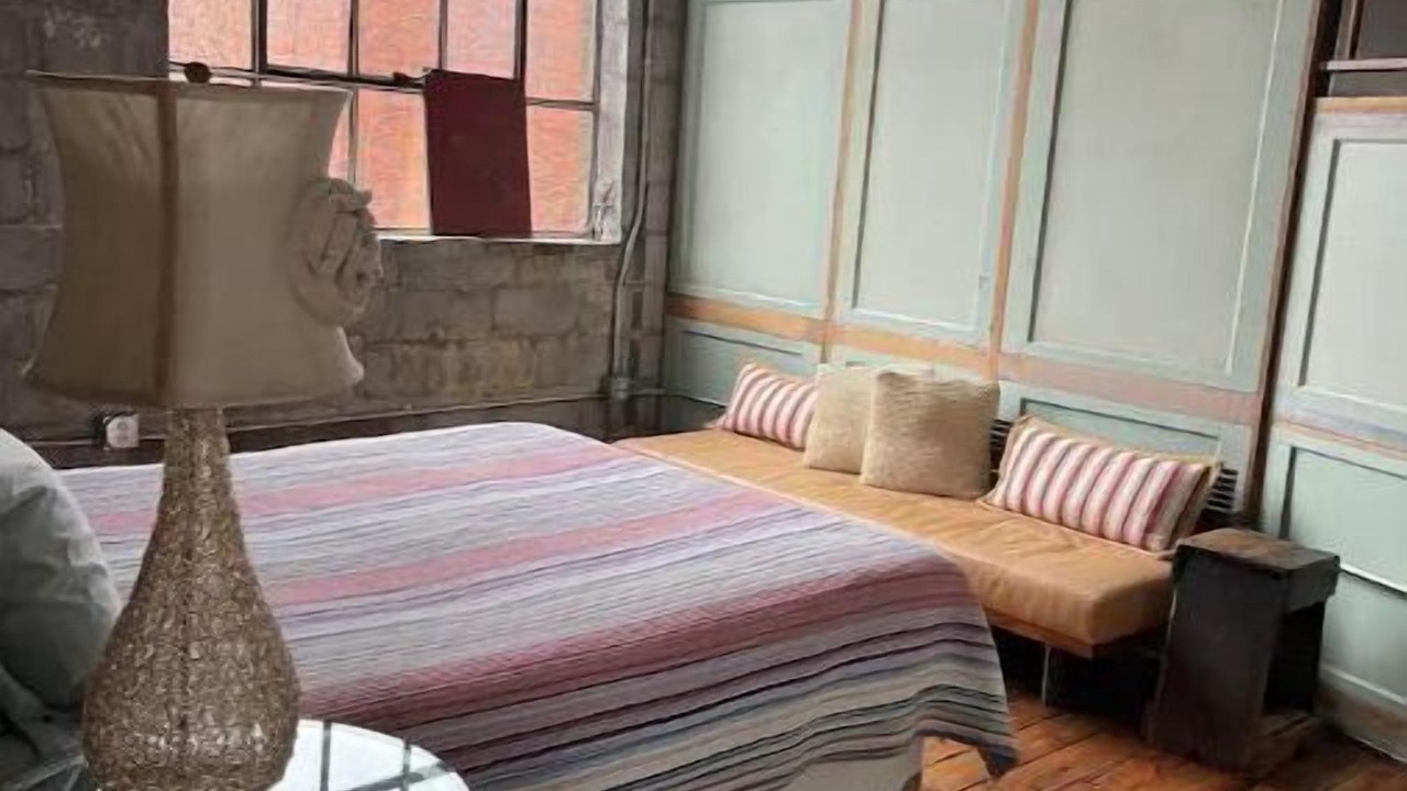 Photo of Bedroom in Allegheny-West