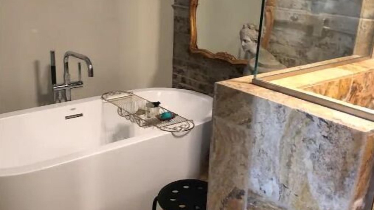Photo of Bathroom in Allegheny-West